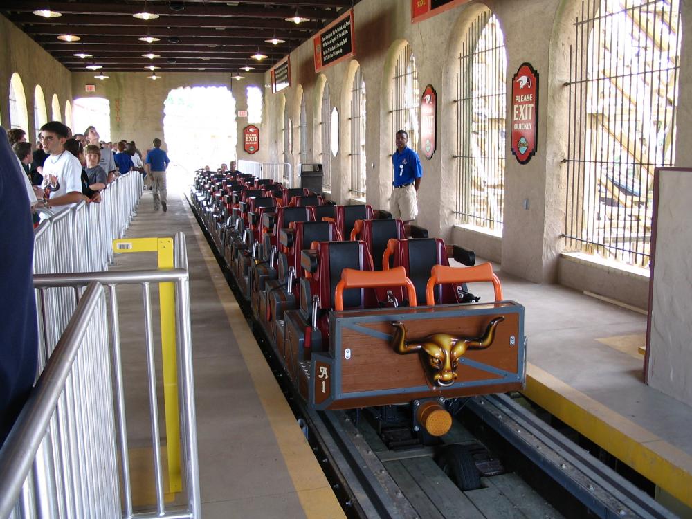 El_Toro_station.jpg