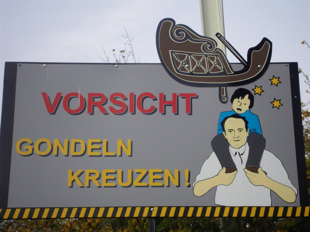 Vorsicht Gondeln Kreuzen.jpg