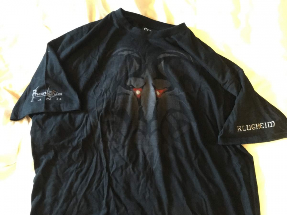 Taron T-Shirt.jpg