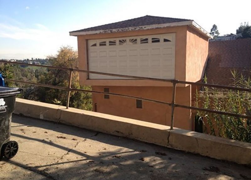 garage.jpg