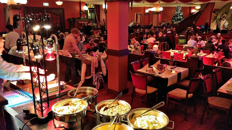 comp_Dinner 1.jpg