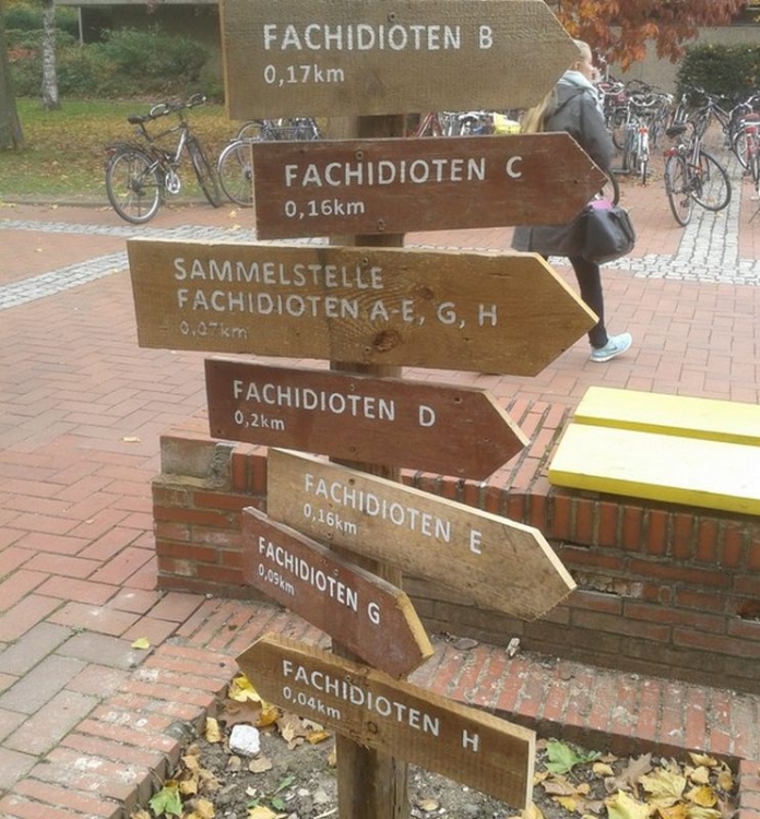 fachidioten.thumb.jpg.ee3796c1ada9448441a89a6534e44eba.jpg