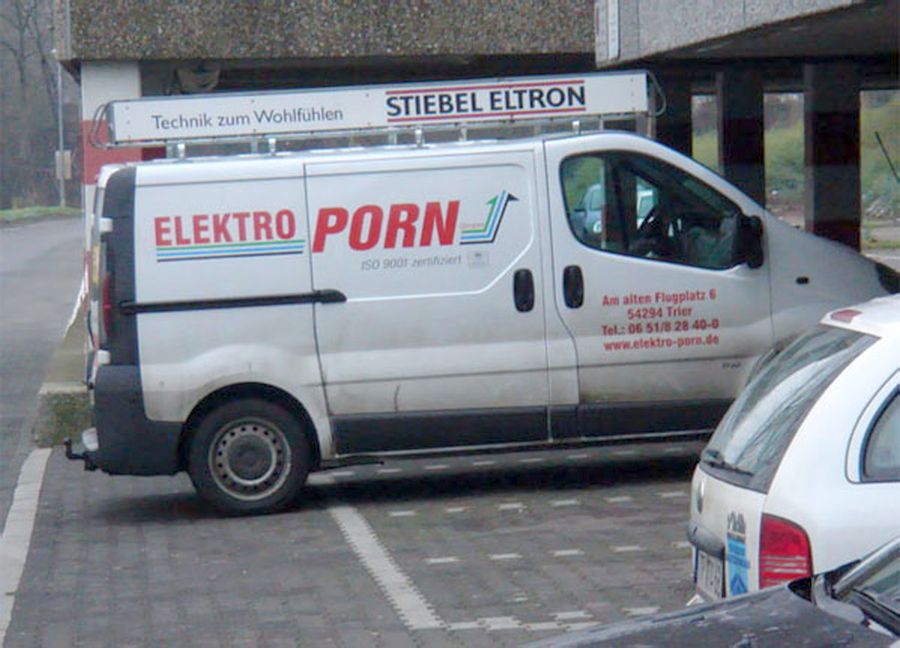 porn.jpg.fa808121c8e5205310c30ed6aef66a27.jpg