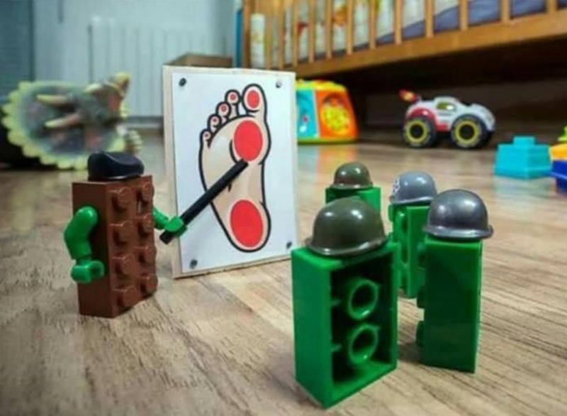 Lego.jpg.cfcb6bf385bb714b2f70b2aff35326cd.jpg