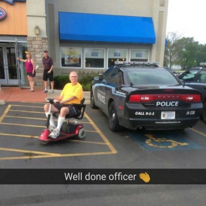 Officer.jpg.e510a8d0c8617041225d19293a616bf6.jpg