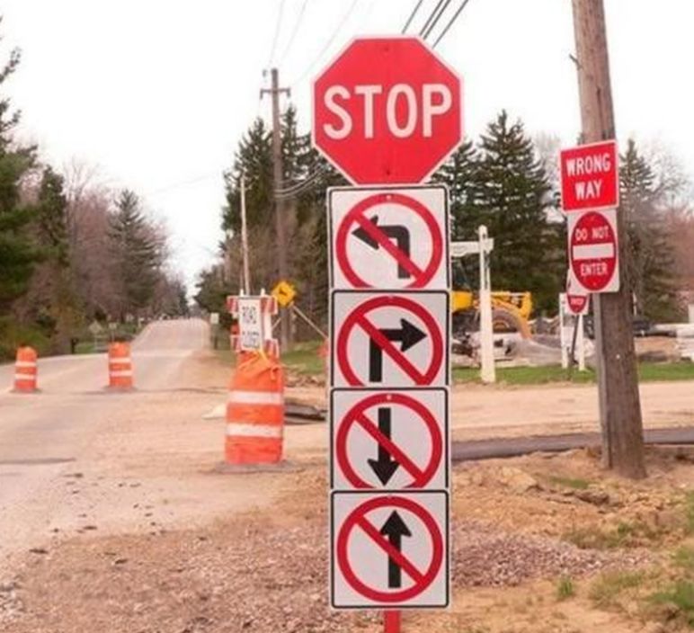 stop.jpg.895498912b828789d1308299a3c98d10.jpg