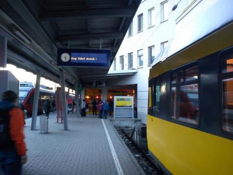 Durchfahrt.thumb.jpg.8cbf62183e74607730ca5b1763d8d02d.jpg