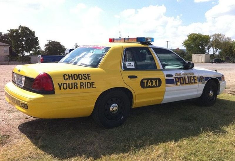 Taxi4.jpg.67de1fefa76b43be22743f4ab89c4b53.jpg