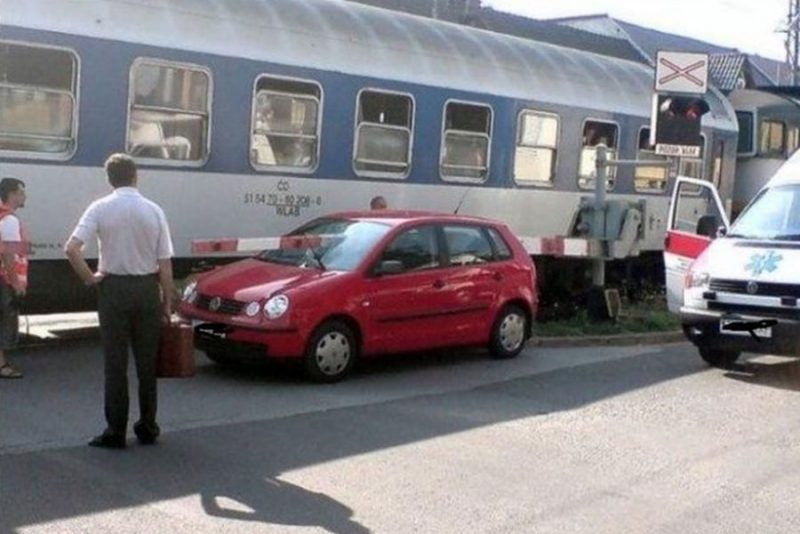 Parkplatz1.thumb.jpg.f069f14fa9b2684d3d312ccbd0d78b3a.jpg
