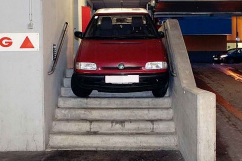 Parkplatz2.thumb.jpg.741002c75369f50aaf142e83f504a932.jpg