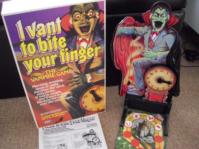 Vampire.thumb.jpg.f2b3f00d88df4465c3f071c3ef465cfd.jpg