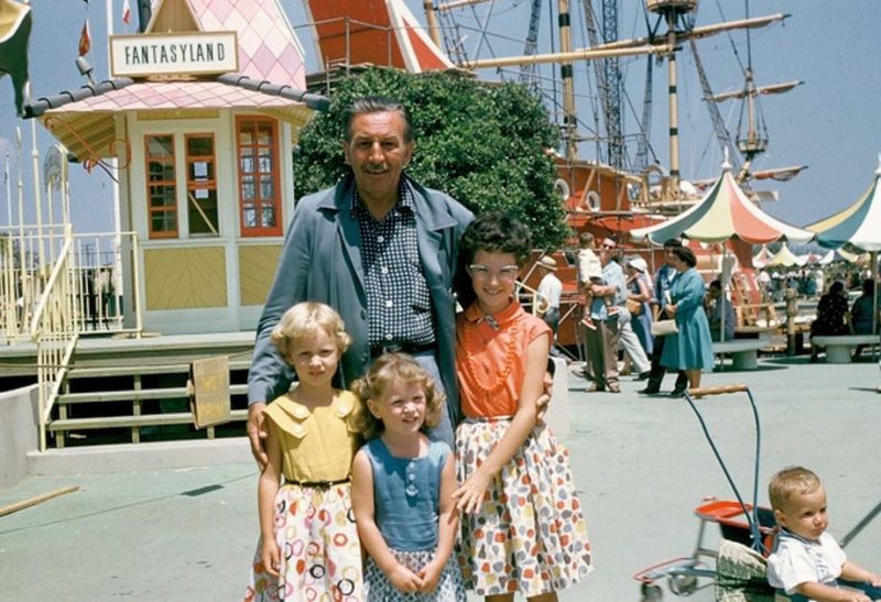 Walt.thumb.jpg.77da279dd5d4577bc8d3eaa9307dcd47.jpg