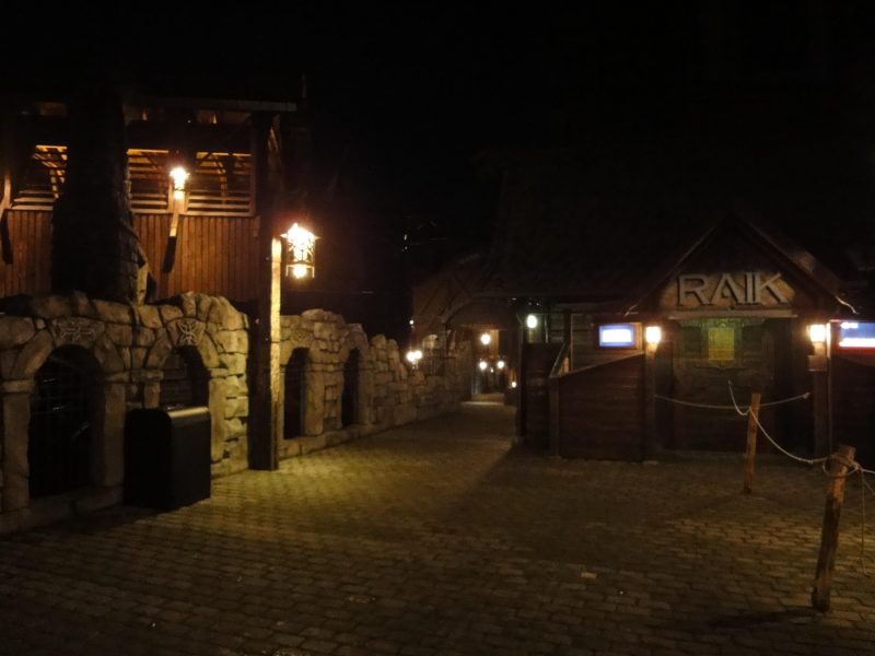 59e728ee343ac_2017_10.06-07-Phantasialand(401).thumb.jpg.f6dd6a8653b8944ebb630dcb1f3c1b47.jpg