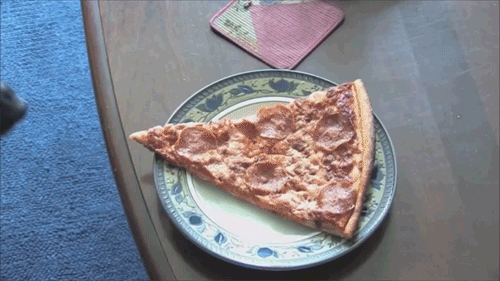 Pizza1.gif.c120a4355b3c326318be66e4fd22f6b9.gif
