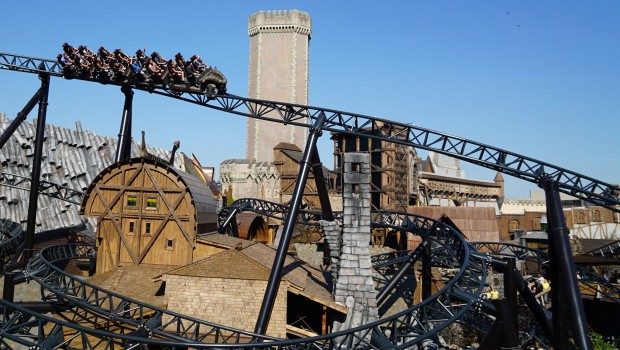 phantasialand-taron-mystery-castle-hintergrund-620x350.jpg.8337f60bbc965970134d3610b1dc58fd.jpg