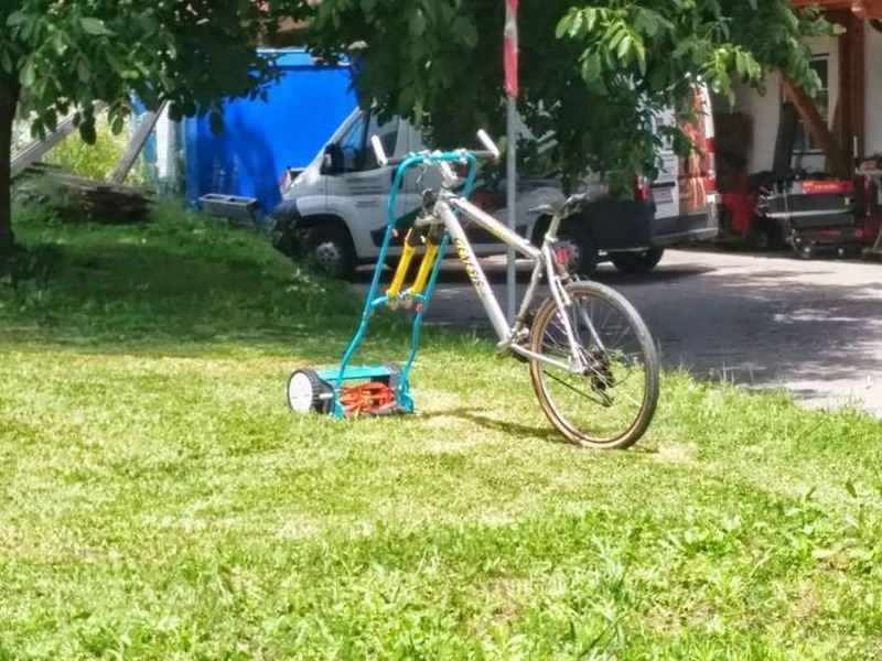 Fahrrad1.thumb.jpg.623c2d624b95a8d79ec79350994e4098.jpg