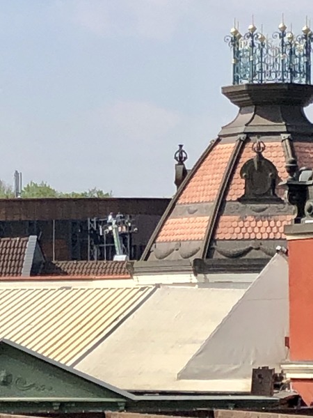 E7379326-6536-4F06-955F-F51DE2E6993F.jpeg