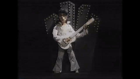 elvis.gif.867b90ce665a0e32b8bb6e5613bb17db.gif